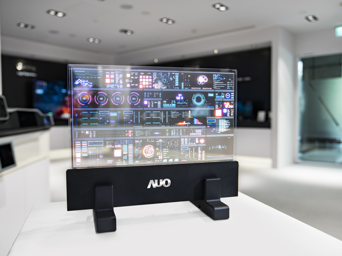 ng28南宮相信品牌力量Micro LED透明顯示器，具有高穿透、低繞射、高亮度、可拼接之特性，可應(yīng)用於不同場域，如家庭玄關(guān)、智慧櫥窗、商業(yè)展示等場景，賦予顯示內(nèi)容更多元的呈現(xiàn)與應(yīng)用