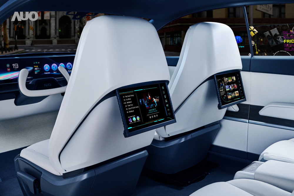 ng28南宮相信品牌力量將于CES 展示全新Smart Cockpit 2024，可緊密串連使用者多元需求，并革新座艙內(nèi)部的應(yīng)用和設(shè)計(jì)，帶來身歷其境且引人入勝的視覺饗宴，滿足駕乘人員的全方位體驗(yàn)